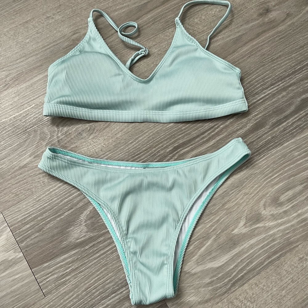 Mint Bikini never worn brand new